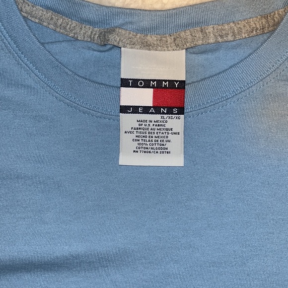 Tommy Hilfiger 2003 mens shirt - Picture 3 of 4
